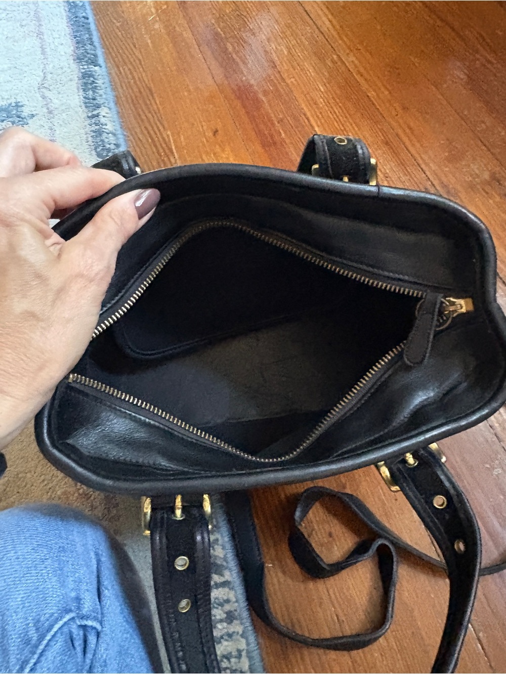 Black Leather Satchel Coach bag with Gold Hardware - Classic Women's Bag - Picture 5 of 6